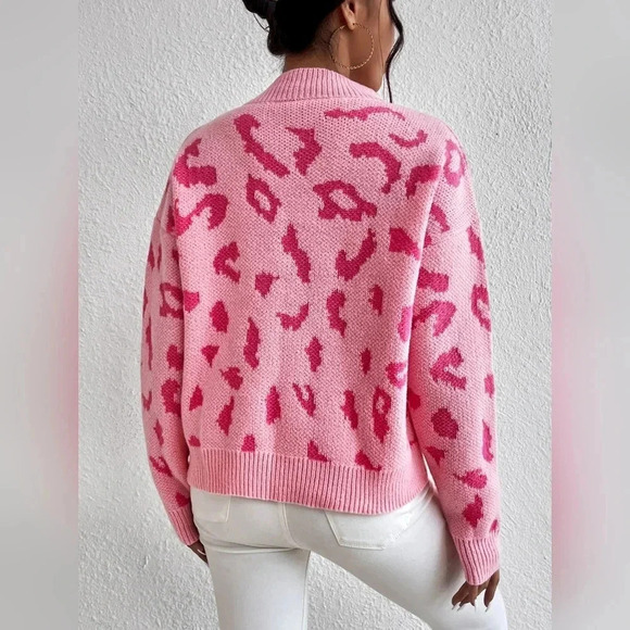 Leopard Pattern Mock Neck Drop Shoulder Sweater - Picture 5 of 7
